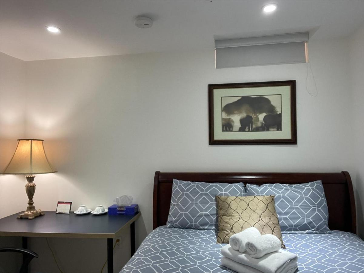 Premium Series Rooms Extreme Fast Fiber Net 500MB Free Parking Toronto Exterior foto